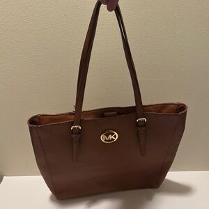 Michael Kors Saffiano Leather Jet Set  Camel Brown Tote with Gold Hardware